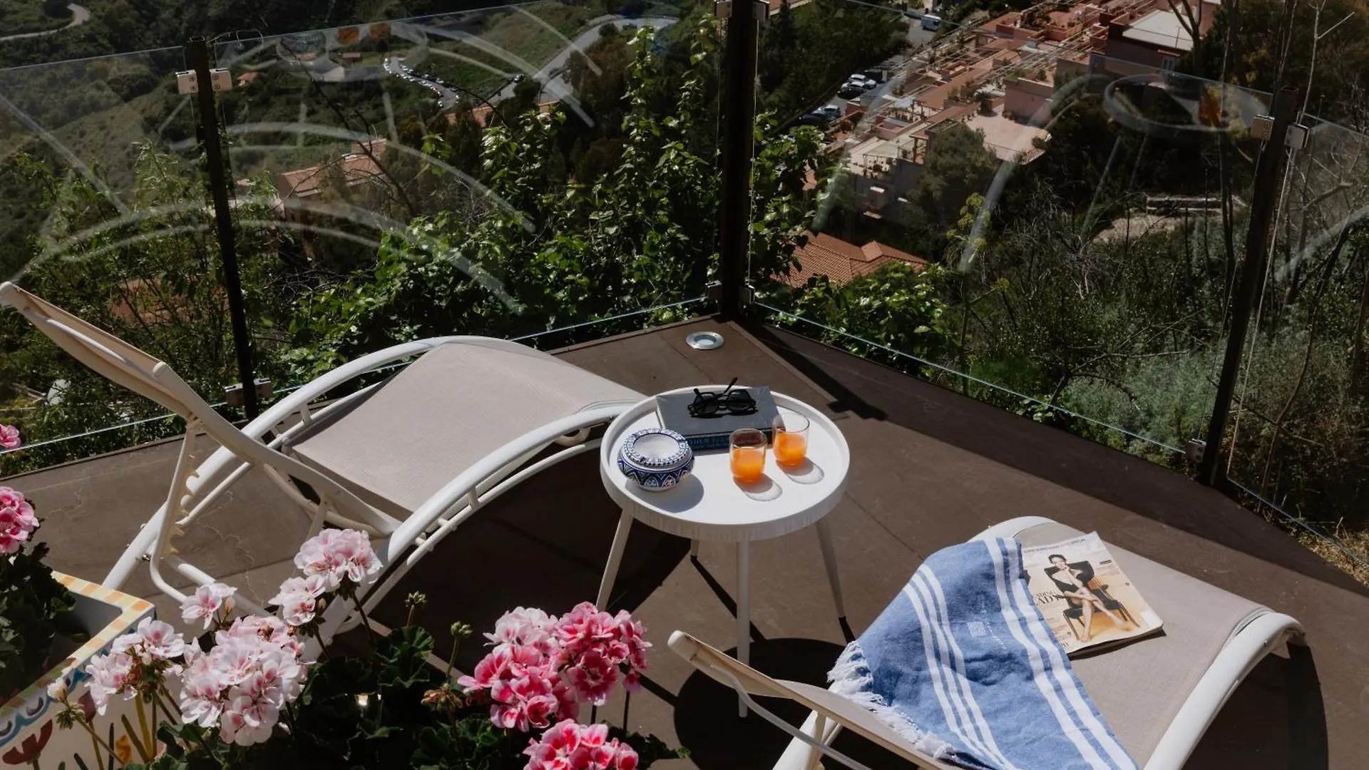 Villa Da Vinci Luxury Panoramic Apartments - Taormina Rooms Collection
