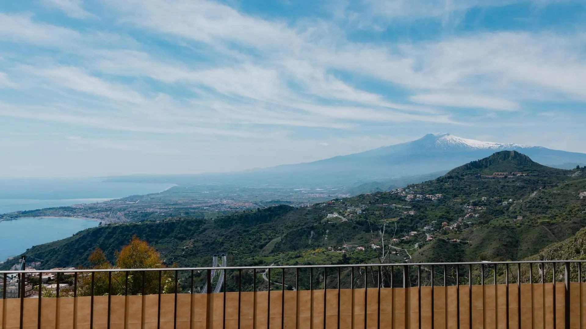 Villa Da Vinci Luxury Panoramic Apartments - Taormina Rooms Collection 0*,