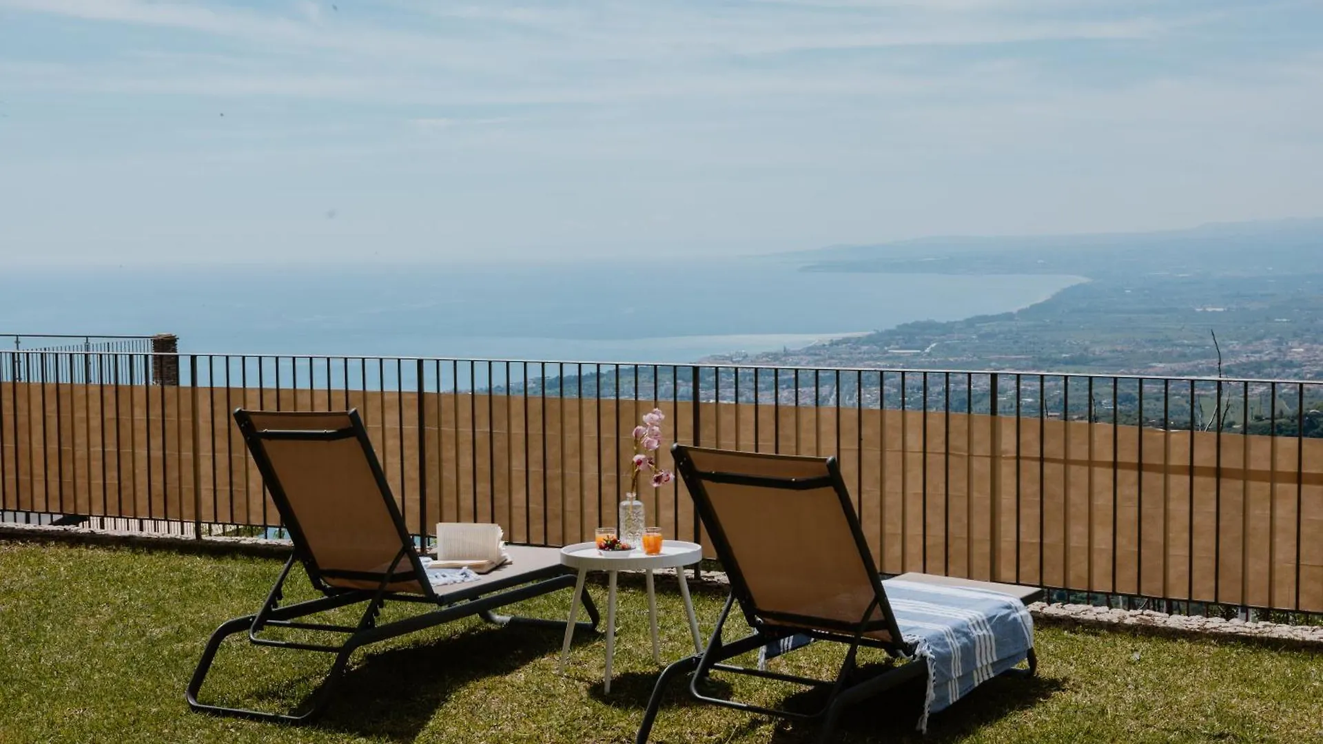 Villa Da Vinci Luxury Panoramic Apartments - Taormina Rooms Collection