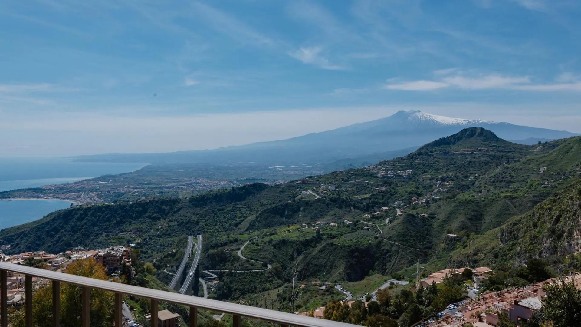Villa Da Vinci Luxury Panoramic Apartments - Taormina Rooms Collection
