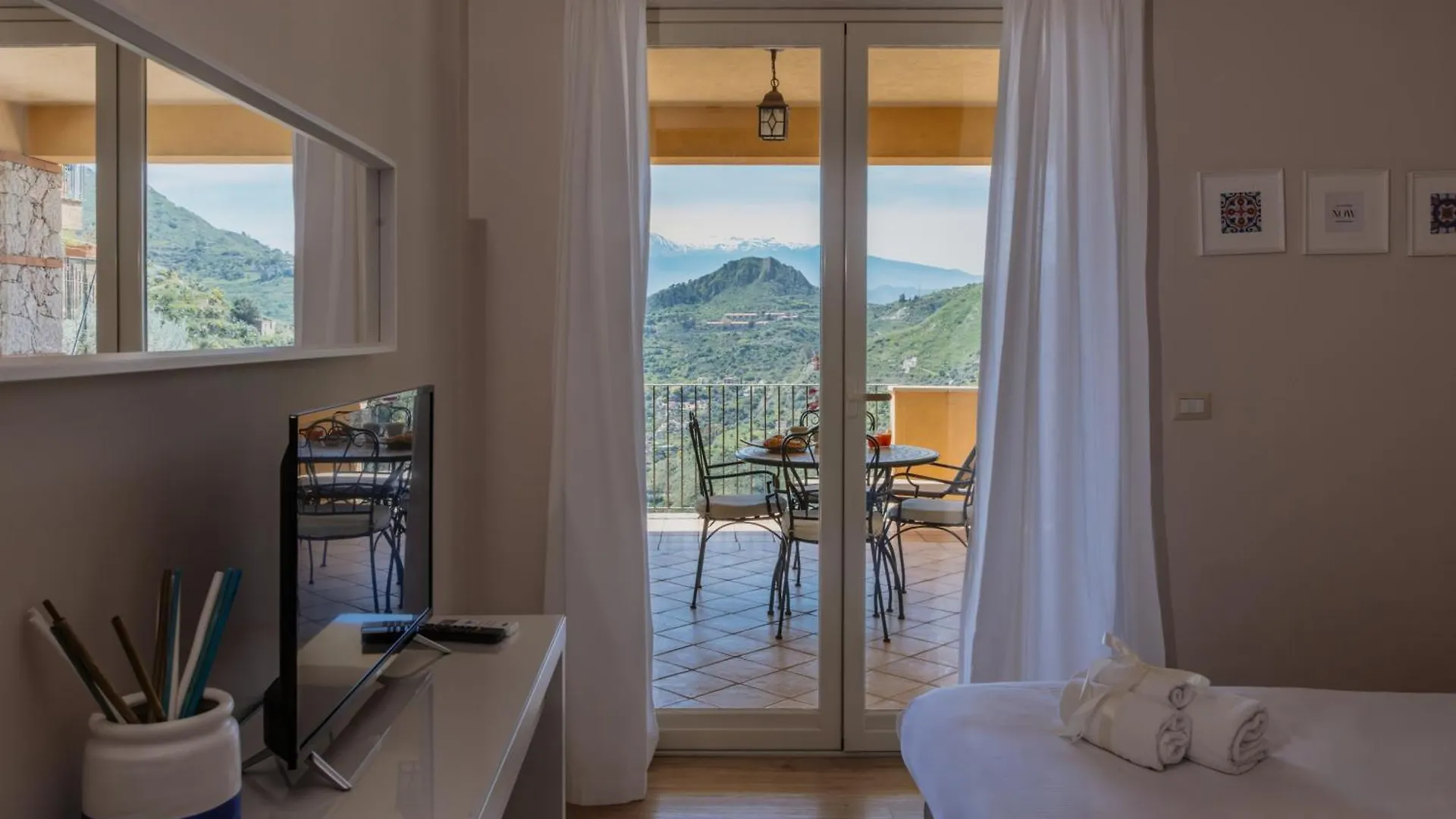 Villa Da Vinci Luxury Panoramic Apartments - Taormina Rooms Collection Italia